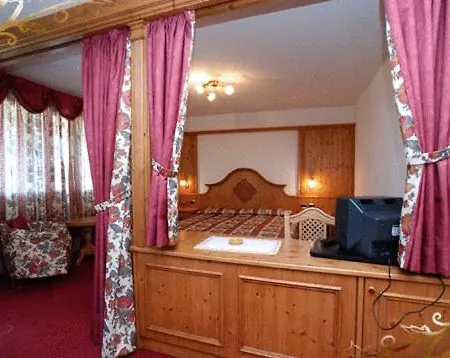 Hotel Family & Wellness Fontana Vigo di Fassa